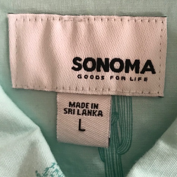 Beautiful button down Men’s Shirt - Picture 4 of 4